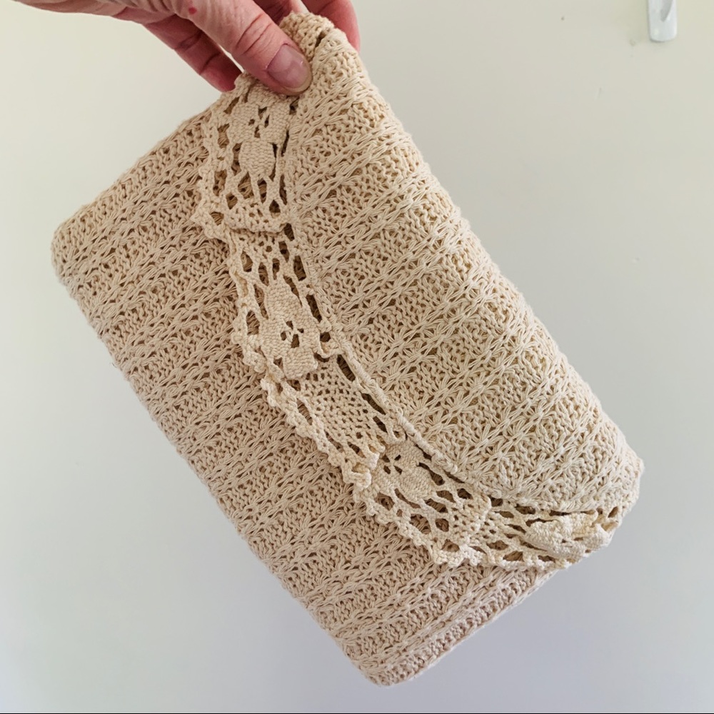 VINTAGE Crochet Lace Knit Clutch Bag